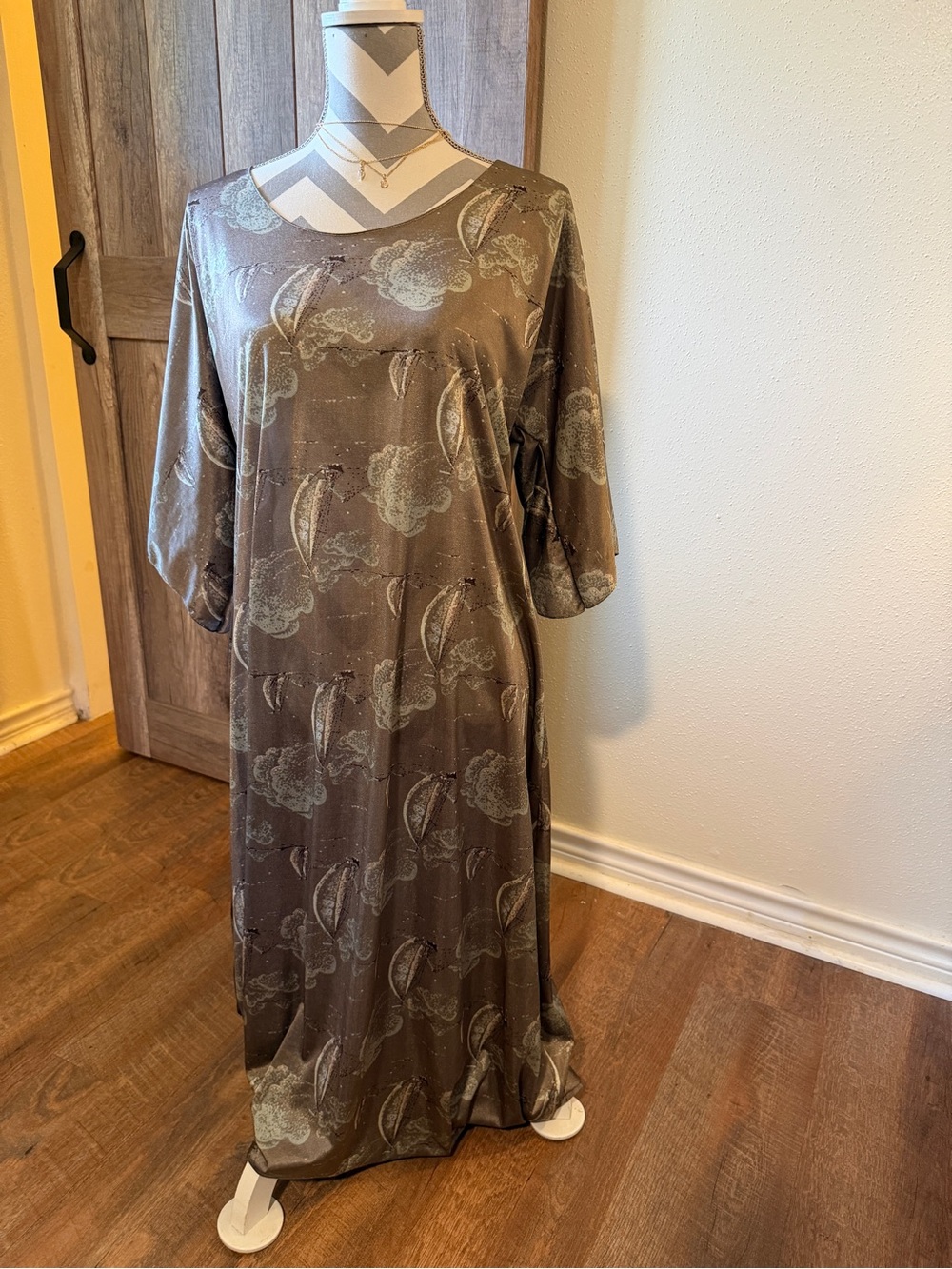 Vintage Perry Lingerie Nylon Lounge Gown Maxi Caftan Sailboat Print Bronze USA